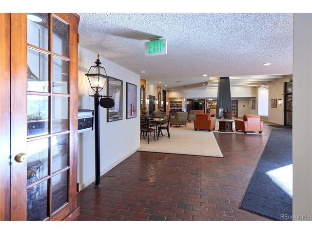 8060 E Girard Ave 102, Denver, CO 80231
