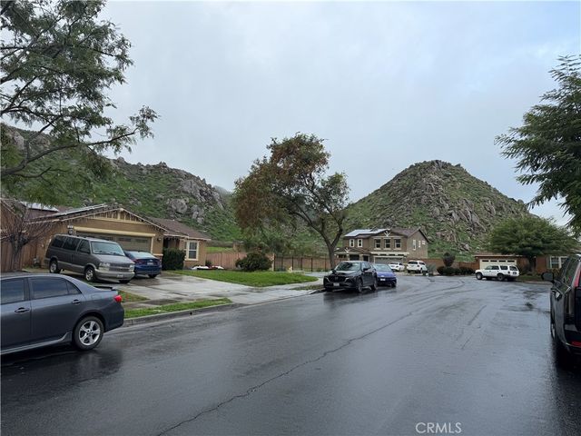 921 Yukon, San Jacinto, CA 92582