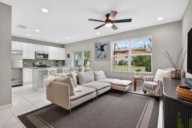 2910 NW Treviso Circle, Port St. Lucie, Port St Lucie, FL 34986