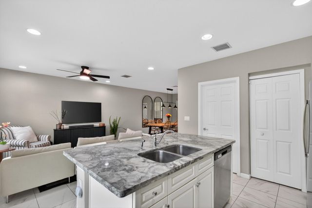 2910 NW Treviso Circle, Port St. Lucie, Port St Lucie, FL 34986