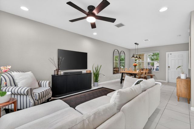 2910 NW Treviso Circle, Port St. Lucie, Port St Lucie, FL 34986