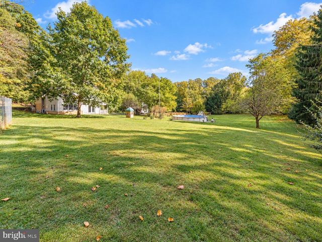 26 RUES RD, Cream Ridge, NJ 08514