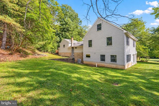 26 RUES RD, Cream Ridge, NJ 08514