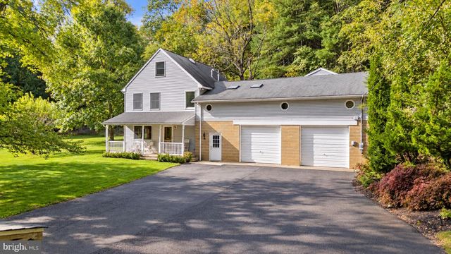 26 RUES RD, Cream Ridge, NJ 08514