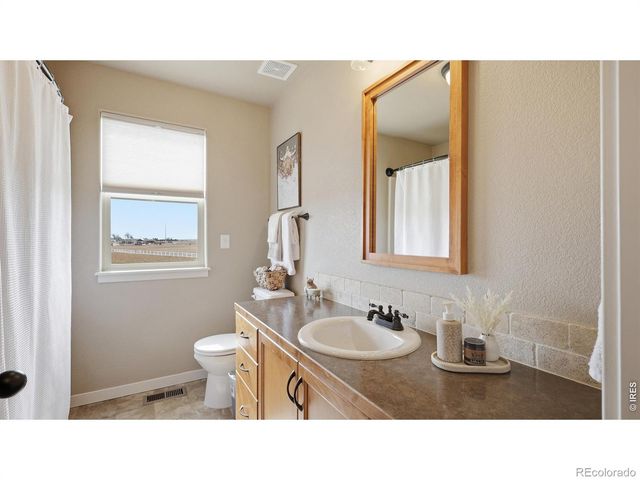 40690 Leif Lane, Ault, CO 80610