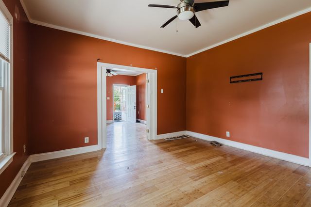 208 Blue Grass Avenue, Lexington, KY 40505