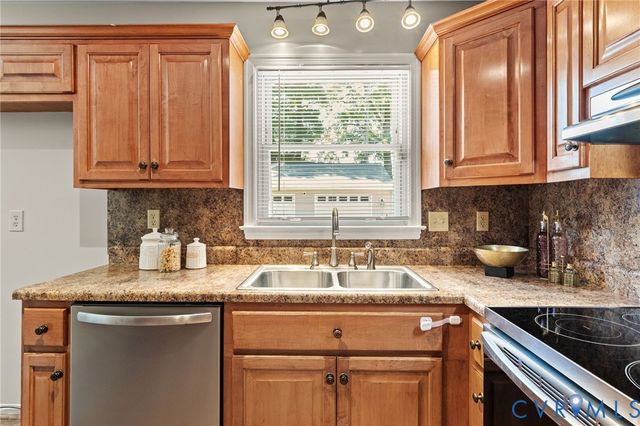 1012 North Ave, Hopewell, VA 23860