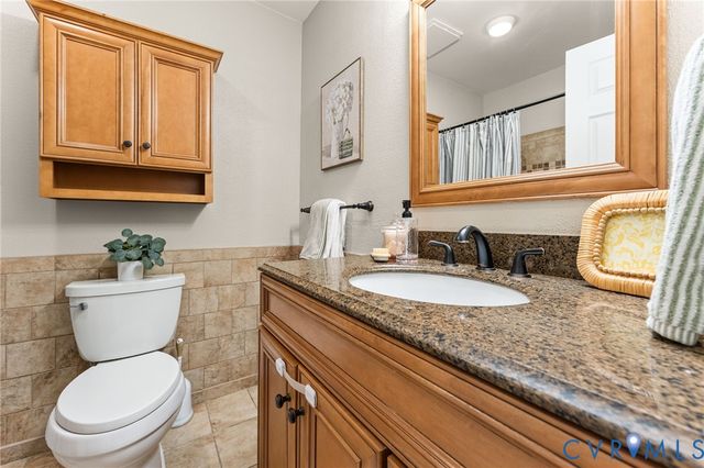 1012 North Ave, Hopewell, VA 23860