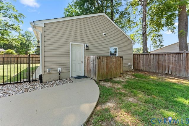 1012 North Ave, Hopewell, VA 23860