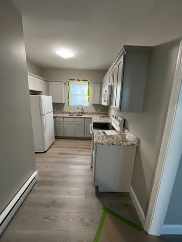 55 Railroad Avenue 3, Swansea, MA 02777