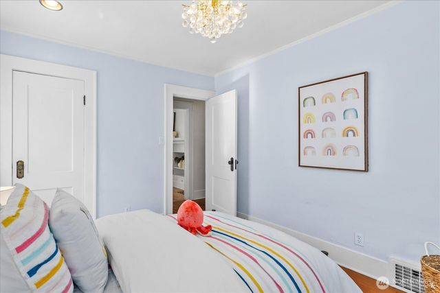 810 NE Ravenna Boulevard, Seattle, WA 98115