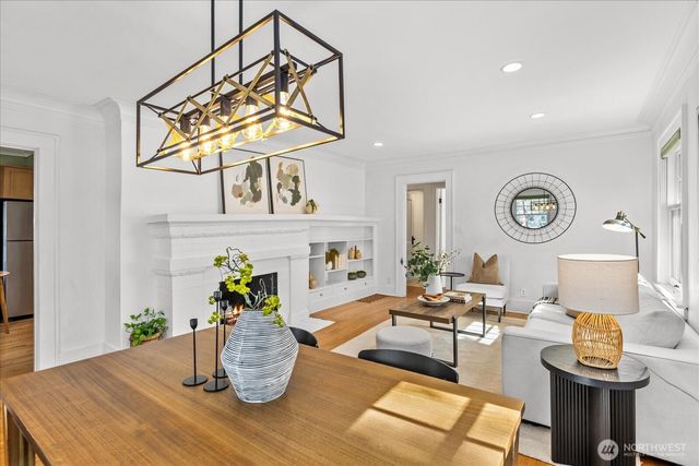 810 NE Ravenna Boulevard, Seattle, WA 98115