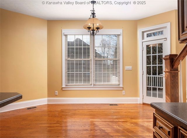 1006 Crestmont Road, Hurricane, WV 25526