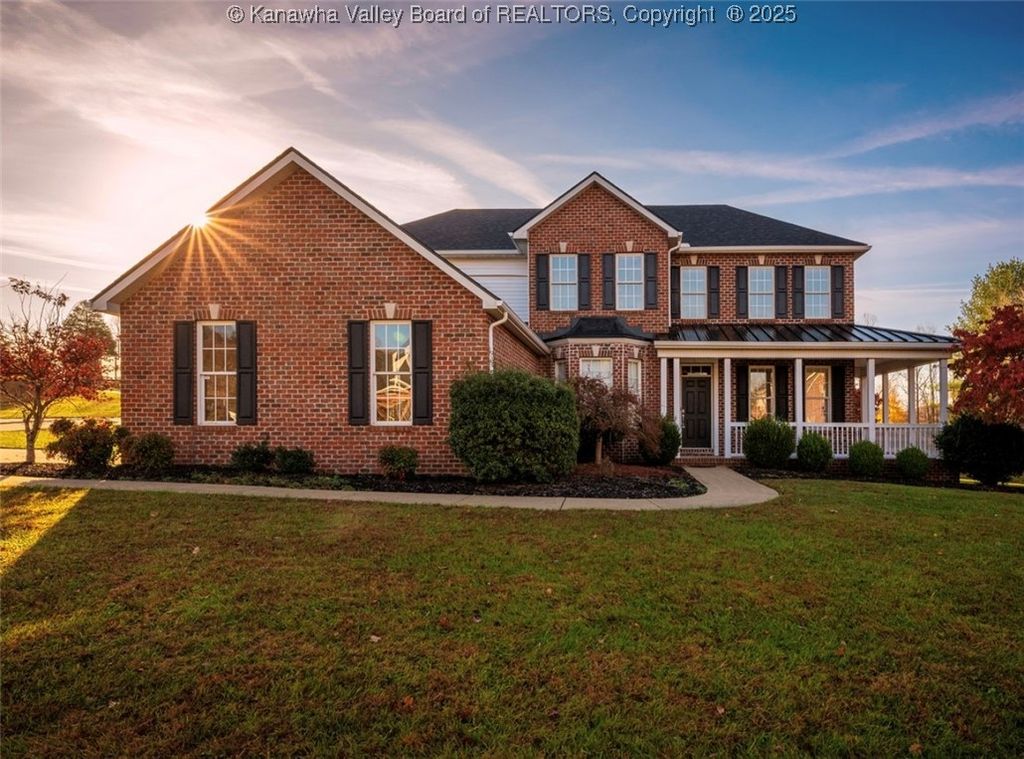 1006 Crestmont Road, Hurricane, WV 25526