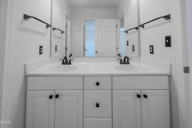 8116 Rolling Glenn Drive, Raleigh, NC 27616