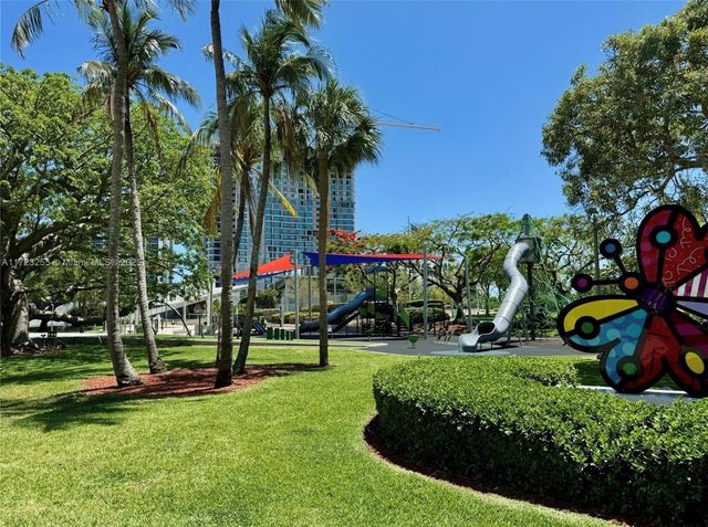 1830 Radius Dr 810, Hollywood, FL 33020