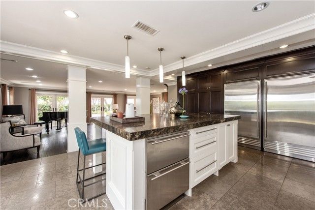 111 Hillcrest, Irvine, CA 92603