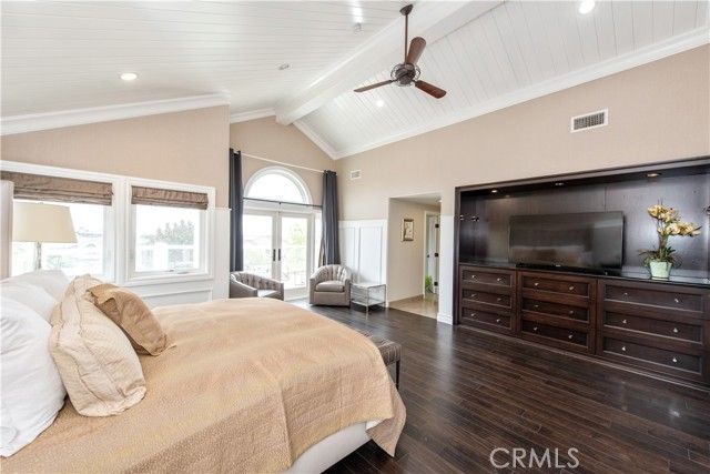 111 Hillcrest, Irvine, CA 92603