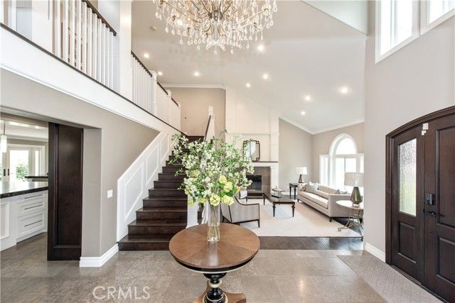 111 Hillcrest, Irvine, CA 92603