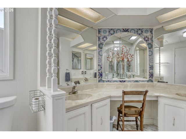 17095 Sw ELDORADO Dr, Tigard, OR 97224