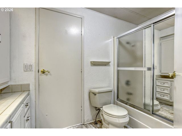 17095 Sw ELDORADO Dr, Tigard, OR 97224