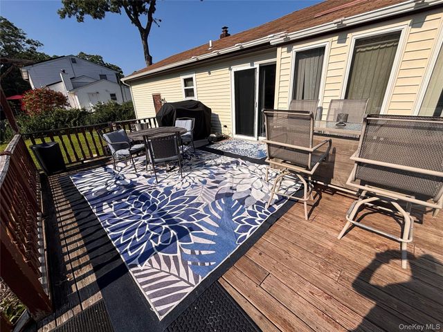 444 Bicycle Path, Port Jefferson Station, NY 11776