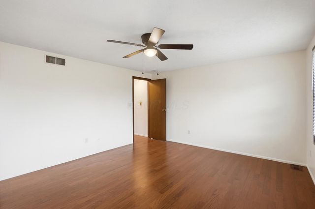 501 Clairbrook Avenue, JG8, Columbus, OH 43228