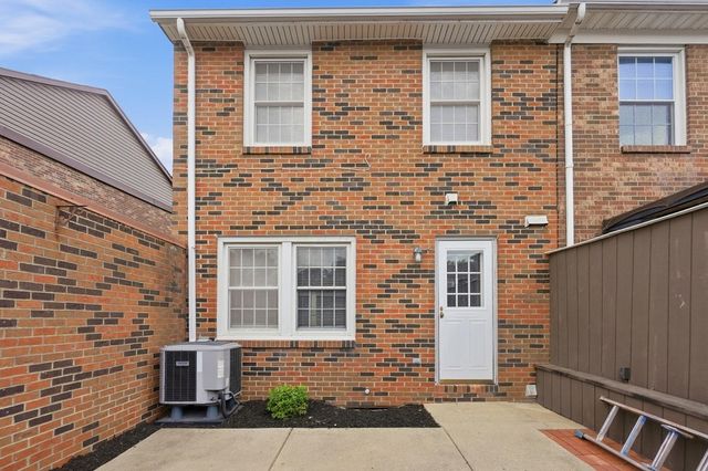 501 Clairbrook Avenue, JG8, Columbus, OH 43228