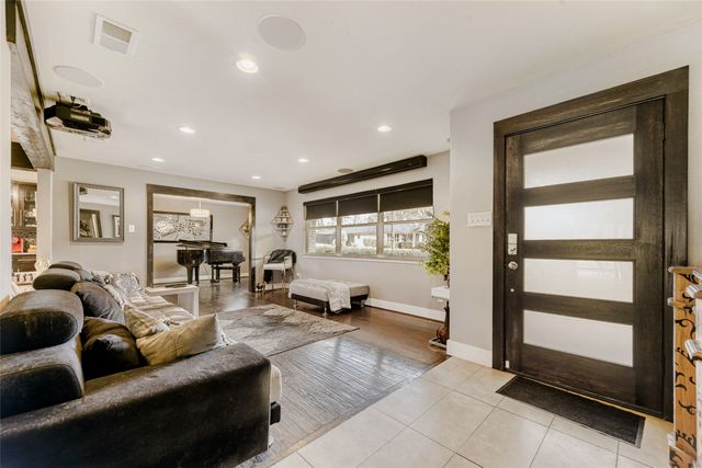 3919 S Franklin Street, Dallas, TX 75233