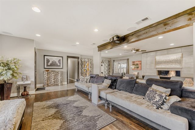 3919 S Franklin Street, Dallas, TX 75233