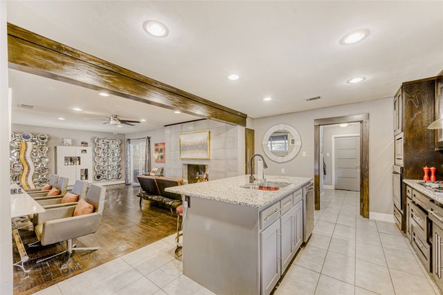 3919 S Franklin Street, Dallas, TX 75233