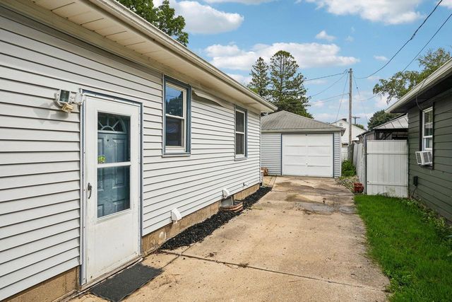 2617 Coolidge AVENUE, Racine, WI 53403