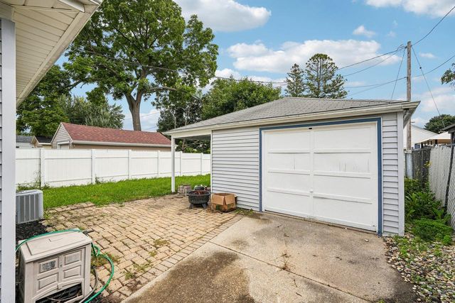 2617 Coolidge AVENUE, Racine, WI 53403