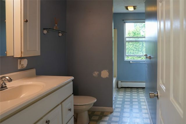 10 Scott Court, Warren, RI 02885