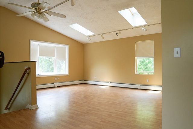 10 Scott Court, Warren, RI 02885