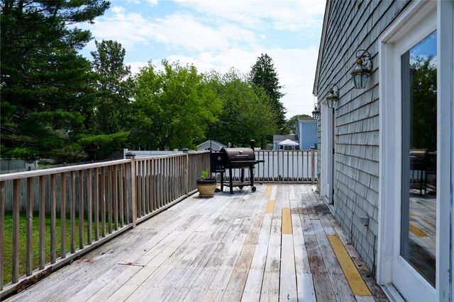 10 Scott Court, Warren, RI 02885