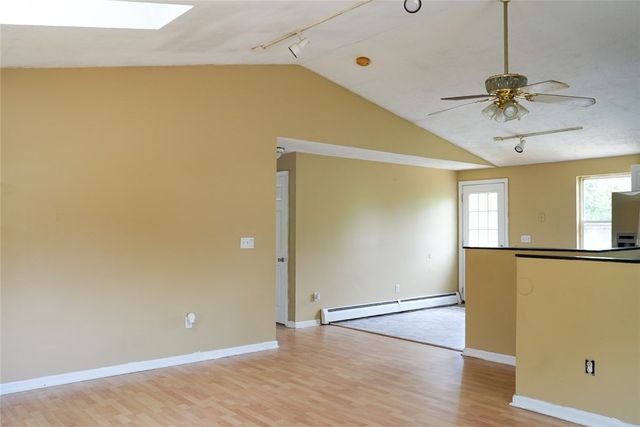10 Scott Court, Warren, RI 02885