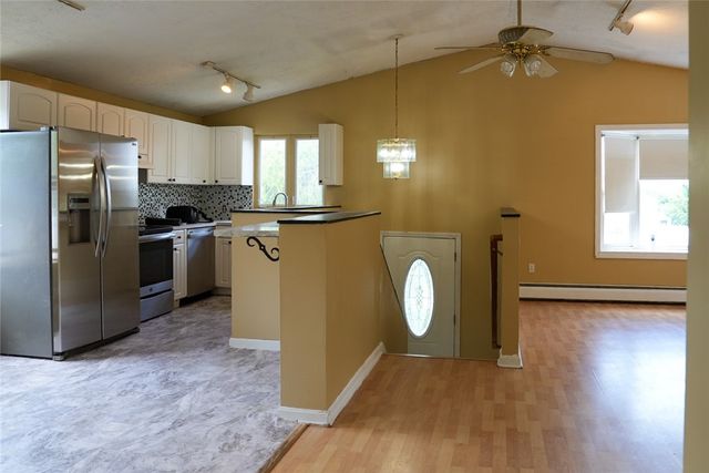 10 Scott Court, Warren, RI 02885