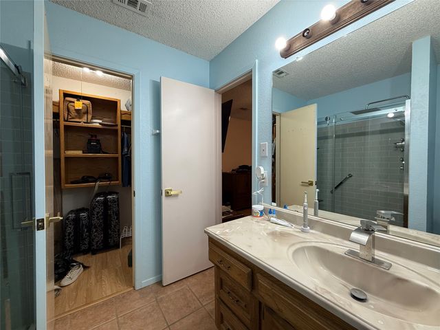 332 Vz County Road 3439, Wills Point, TX 75169