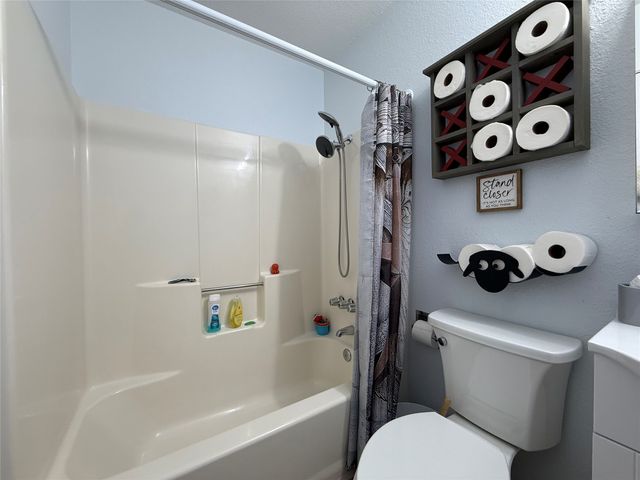 332 Vz County Road 3439, Wills Point, TX 75169