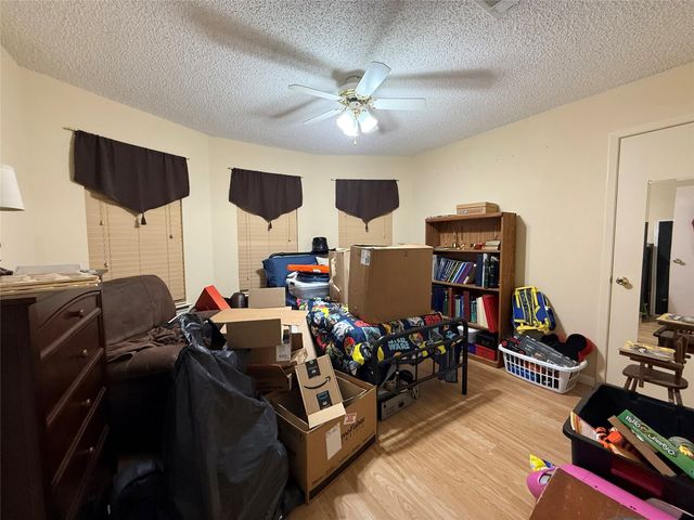 332 Vz County Road 3439, Wills Point, TX 75169