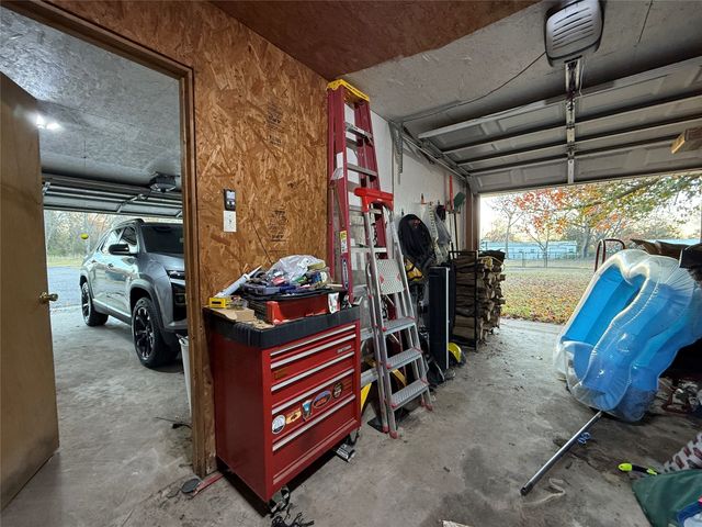 332 Vz County Road 3439, Wills Point, TX 75169