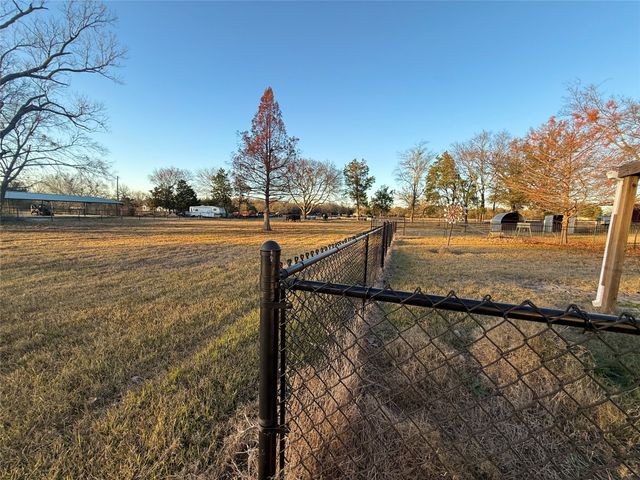 332 Vz County Road 3439, Wills Point, TX 75169