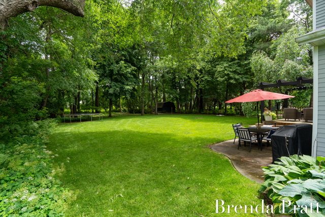 5274 Crooked Pine Drive SW, Grandville, MI 49418