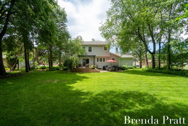 5274 Crooked Pine Drive SW, Grandville, MI 49418