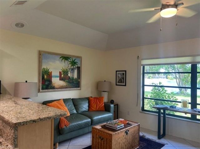 9874 Campbell CIR, Naples, FL 34109