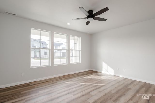 2922 E Boulder Basin Dr, Kuna, ID 83634