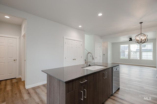 2922 E Boulder Basin Dr, Kuna, ID 83634