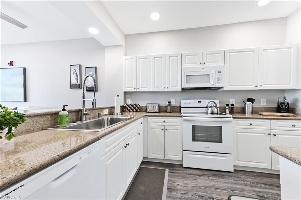 7915 Mahogany Run LN 1115, NAPLES, FL 34113 — photo 2