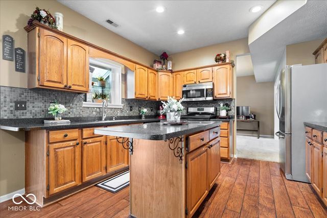 7802 Santolina Drive, Indianapolis, IN 46237
